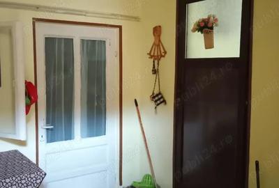 Vand casa sau schimb cu apartament in Resita. - 9