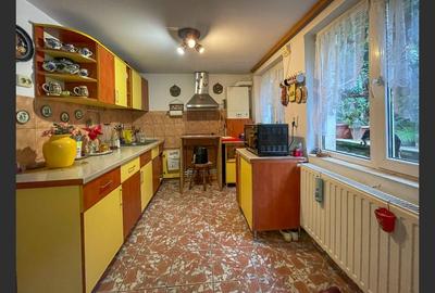 Casa 5 camere,2 garaje. - 5