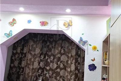 Apartament cu 2 camere semidecomandat, mobilat în Șagului