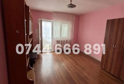Apartament cu 3 camere decomandat în Central - 6