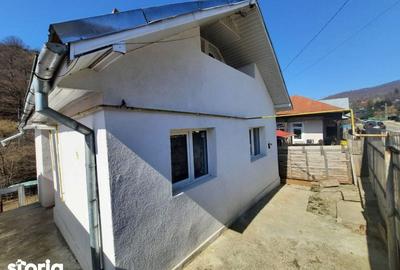 Casă cu 2 camere cu Teren 196 Mp în Central - 3