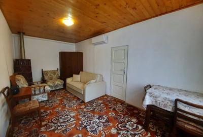 Casă cu 2 camere în Podul Vadului - 1