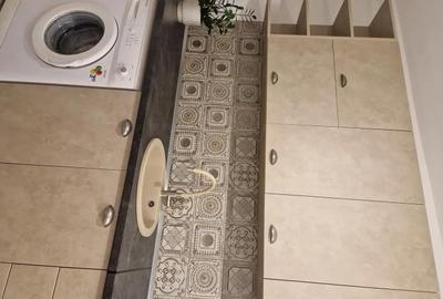 Garsonieră decomandată în Central - 2