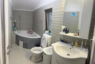 Duplex cu 4 camere cu Canalizare în Moșnița Nouă - 12