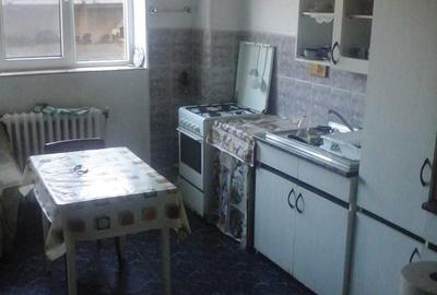 Casă individuală cu 4 camere cu Teren 400 Mp în 14 Mai - 9