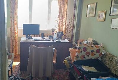 Apartament 4 camere etaj 2 ,Decebal - 5
