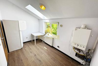 2 camere, bloc nou, balcon, parcare, Centru, Horea, Comision 0 ! 2 camere, bloc nou, balcon, parcare, Centru, Horea, Comision 0 ! - 10