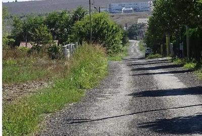 Teren de 5000 mp, în Valu lui Traian - 1