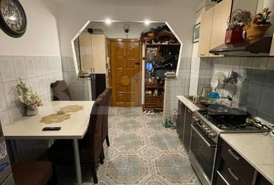 Apartament cu 2 camere decomandat, mobilat în Independenței - 10