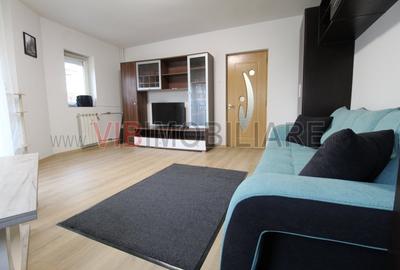 Garsonieră decomandată, mobilată în Decebal