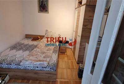 Apartament cu 2 camere semidecomandat în Lipoveni