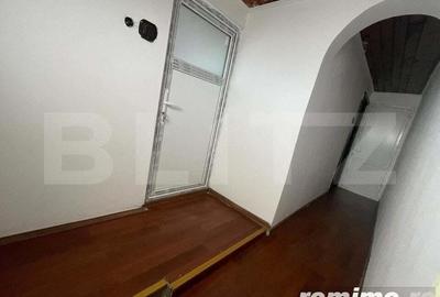 Casa de vanzare cu gradina, 5 camere, Nojorid - 2