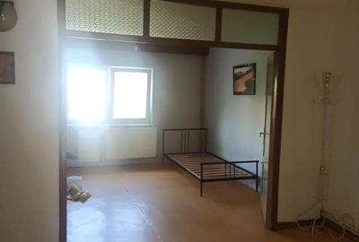 Apartament cu 2 camere decomandat în Bușteni