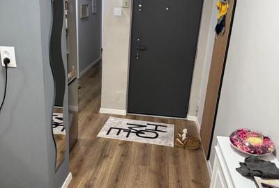 Apartament cu 3 camere decomandat în Astra - 1