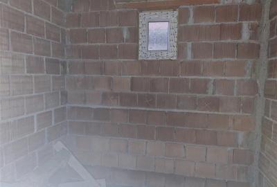 Casa individuala 5 camere 2 bai pivnita 380mp teren in Cisnadie Casa individuala 5 camere 2 bai pivnita 380mp teren in Cisnadie - 3