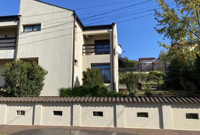 Casă individuală cu 9 camere cu Teren 521 Mp în Bucium - 2