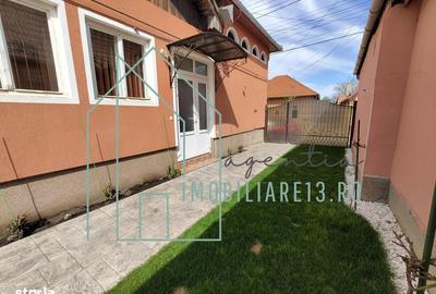 Casă cu 4 camere cu Teren 601 Mp în Central - 2