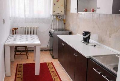 Apartament cu 2 camere decomandat în Petros - 4