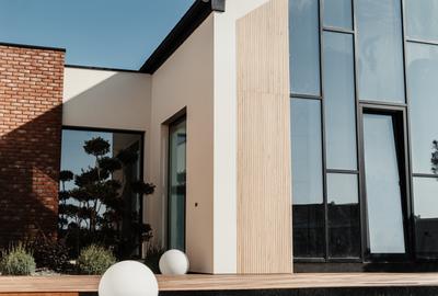 VILA CU PISCINA - OTOPENI - COMISION 0% - 3