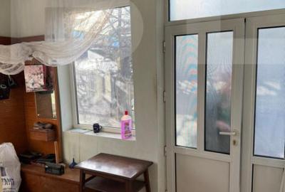 Casa de vanzare, cu 3 camere, doua bucatarii+teren in Simeri - 9