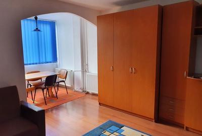 Garsonieră decomandată în Exterior Vest - 1