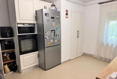 Vanzare apartament 3 camere complet utilat+ garaj - 7