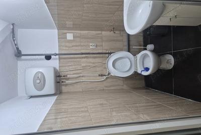 Inchiriez spatiu comercial, ultracentral (Bd-ul Revolutiei) Inchiriez spatiu comercial, ultracentral (Bd-ul Revolutiei) - 3