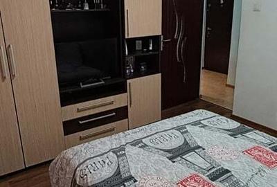 Apartament cu 2 camere decomandat în Hunedoara - 3