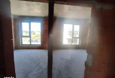 Casă cu 4 camere în Odăile - 11