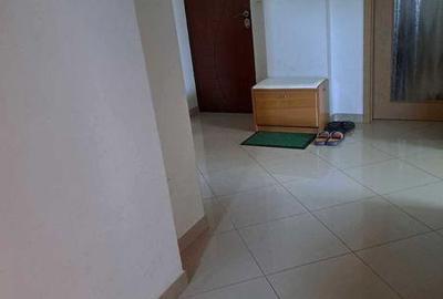 Apartament cu 4 camere decomandat în Confecții - 8
