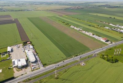 Teren de 16575 mp, în Central - 2