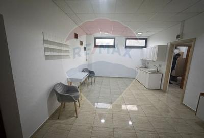 Spatiu de inchiriat -bloc nou 35 mp- zona Cora - 6