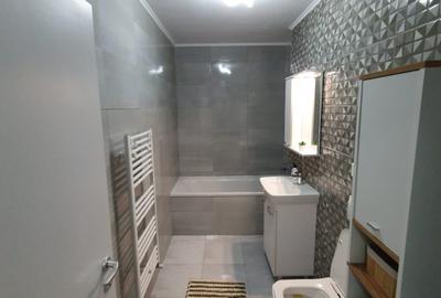 Apartament cu 2 camere decomandat, mobilat în Tomis Plus - 6