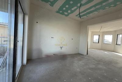 Casă cu Teren 650 Mp în Mărtinești - 4