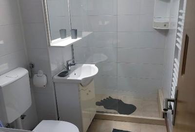 Inchiriez apartament cu  2 camere centru - 7