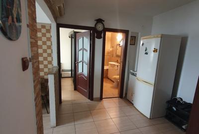 Apartament cu 2 camere decomandat în Siderurgiștilor - 10