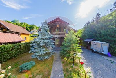 Casă cu 4 camere cu Teren 982 Mp în Coaș - 2