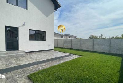 Casă cu 4 camere cu Teren 250 Mp în Central - 1
