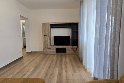 Apartament 3 camere de vanzare,la cheie,  ultracentral, Focsani, 62000 euro - 2
