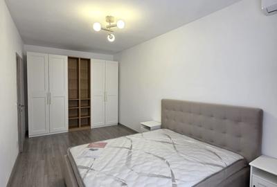 Apartament cu 3 camere semidecomandat, mobilat în Berceni - 2