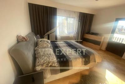 Casă cu 5 camere cu Teren 2078 Mp în Câmpulung Muscel - 10