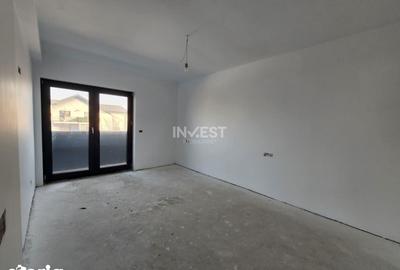 Casă cu 5 camere cu Teren 400 Mp în Miroslava