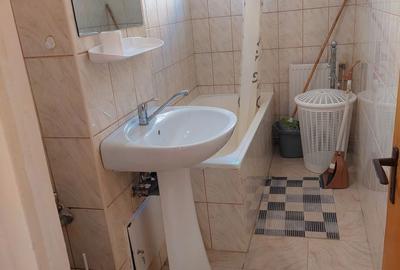 Apartament cu 2 camere decomandat în Răcădău - 3