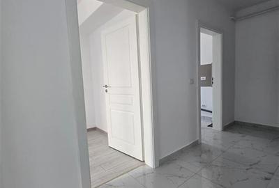 Apartament cu 3 camere decomandat în Cug - 2