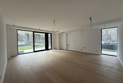 Apartament cu 3 camere decomandat în Arcul de Triumf
