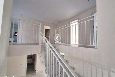 Casă cu 4 camere cu Teren 500 Mp în Lețcani - 15