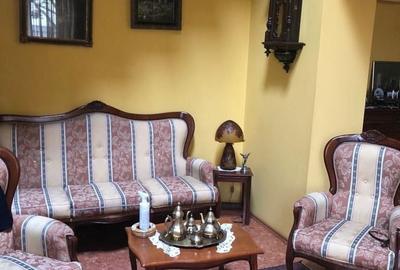 Casă cu 8 camere cu Teren 750 Mp în Central - 3