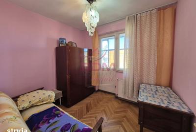 Apartament cu 4 camere decomandat în Central - 3