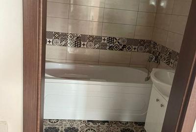 Apartament cu 2 camere decomandat în Berceni - 2