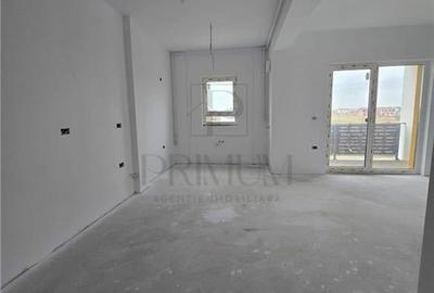 3 camere - terasa - 2 balcoane - parcare inclusa - geam la baie - prsonalizare i - 4